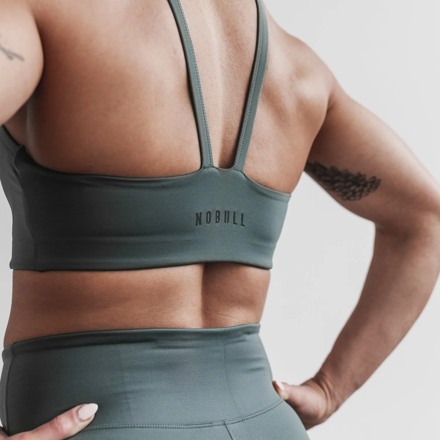 Sleek V-Back Sports Bra